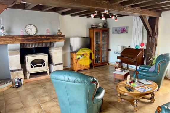 LONGERE -POSEZ VOS VALISES