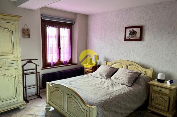 LONGERE -POSEZ VOS VALISES