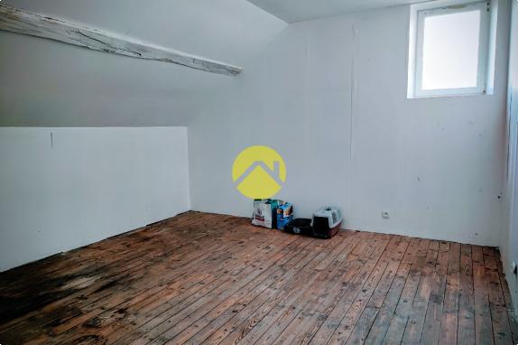 Longère de 1833 restaurée de 155m².