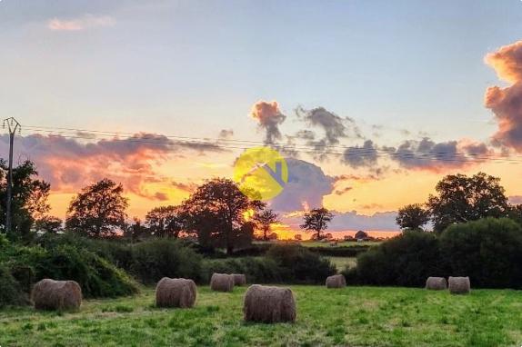 Longère de 1833 restaurée de 155m².