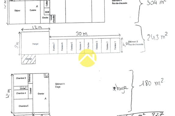 Corps de ferme à restaurer 