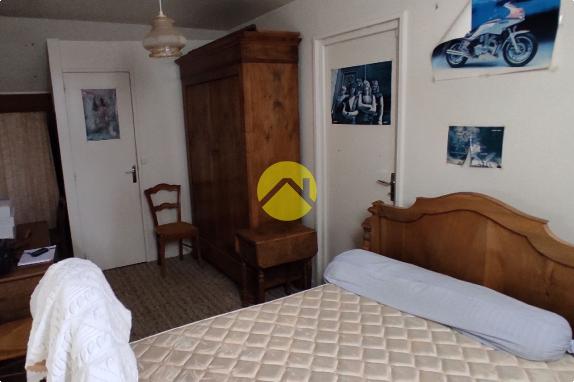 Maison avec pré-mare non attenant