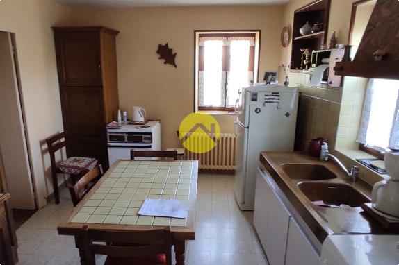 Maison avec pré-mare non attenant