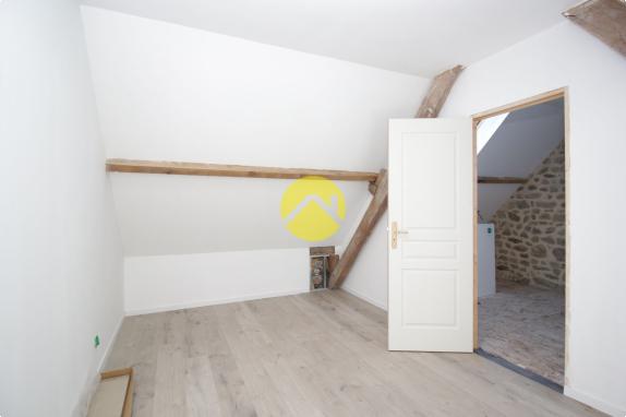 Maison rénovée à terminer