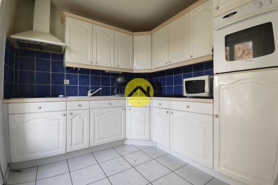 WHAT A BEAUTIFUL TINY HOUSE !