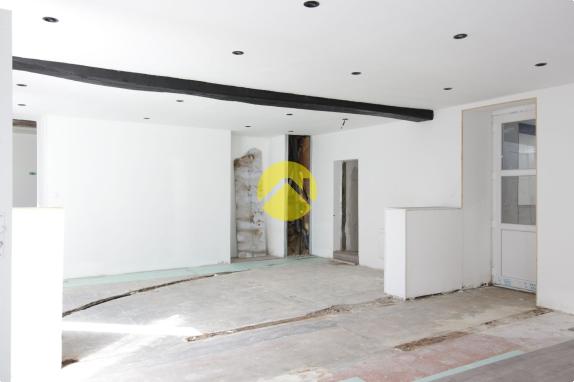 Maison rénovée à terminer