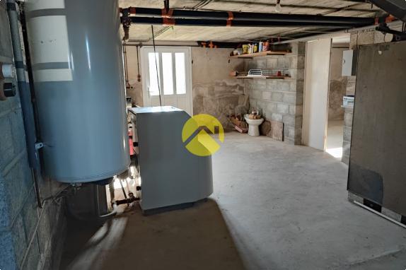 Pavillon de 75m²...