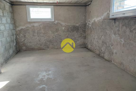 Pavillon de 75m²...