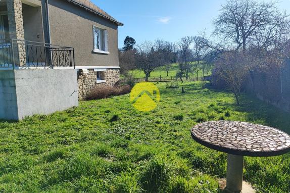 Pavillon de 75m²...