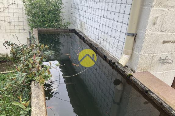 LONGERE ATYPIQUE 5 PIECES ET 1 HA