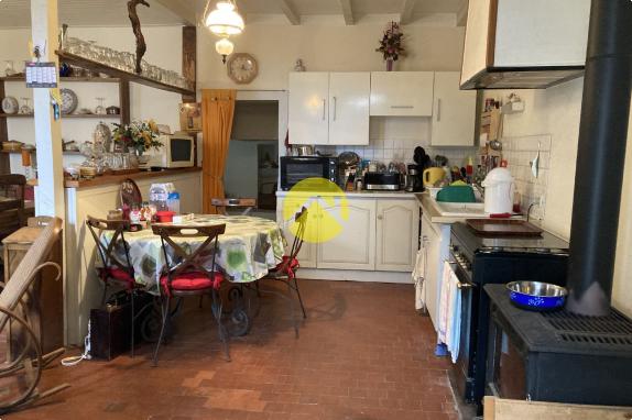 LONGERE ATYPIQUE 5 PIECES ET 1 HA