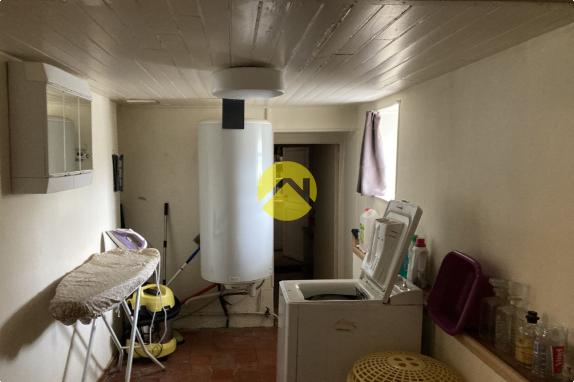 LONGERE ATYPIQUE 5 PIECES ET 1 HA