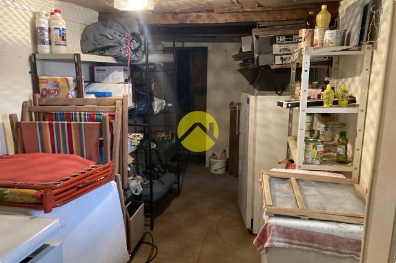 LONGERE ATYPIQUE 5 PIECES ET 1 HA