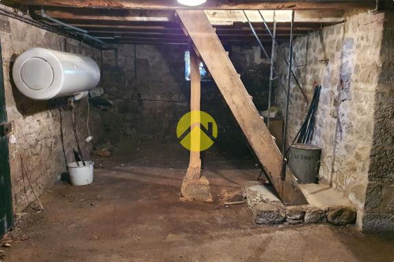 MAISON DE CARACTERE AU CALME