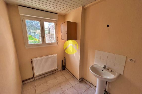 maison de ville à saisir