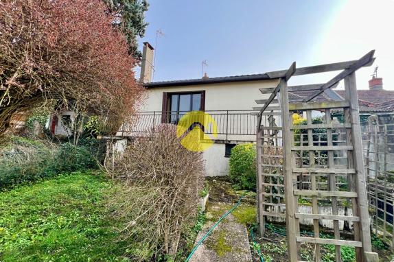 Maison / Pavillon Lere, 5 pièces à vendre