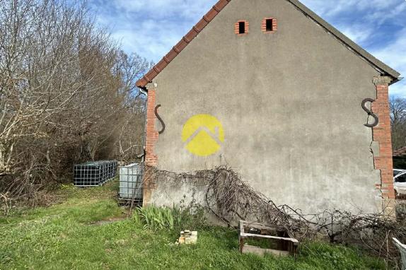 longère avec 4 ha de prairie