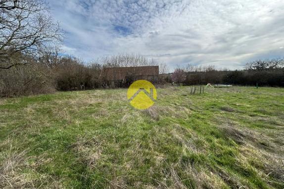 longère avec 4 ha de prairie