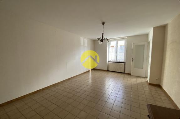 MAISON CENTRE VILLE PLAIN PIED