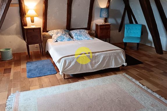 BELLE LONGERE BEAUCOUP DE CACHET