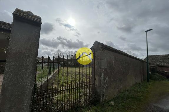 Maison de bourg + Terrain à Bâtir