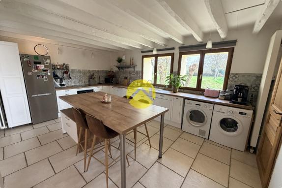 Maison rénovée avec piscine