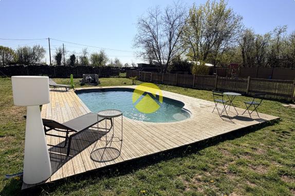 Maison rénovée avec piscine