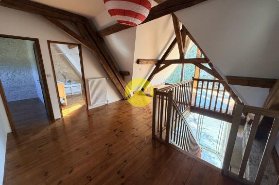 Maison rénovée avec piscine