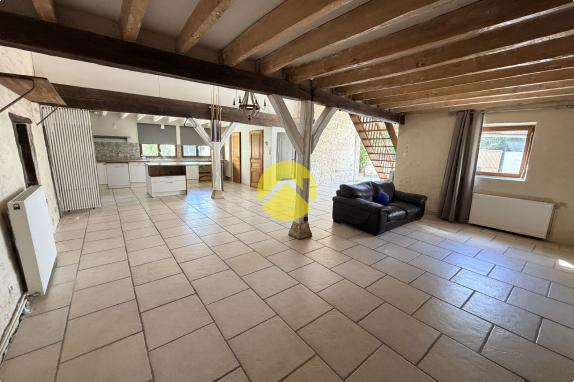 Maison rénovée avec piscine