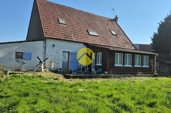  MAISON 200M² AVEC GRAND TERRAIN 