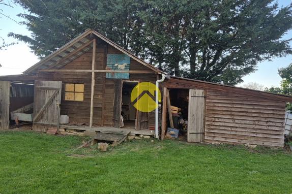  MAISON 200M² AVEC GRAND TERRAIN 