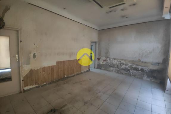 IMMEUBLE + PARKING + GARAGE