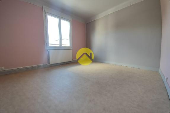 IMMEUBLE + PARKING + GARAGE