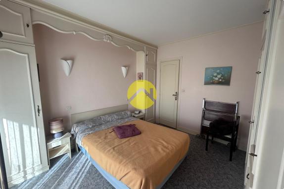 APPARTEMENT  PRES FLEURIS