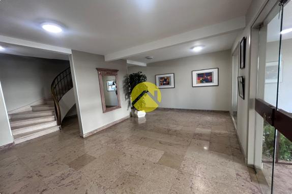 APPARTEMENT  PRES FLEURIS