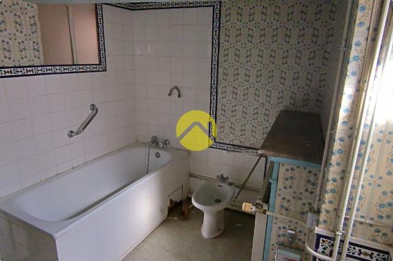 Grande maison à petit prix