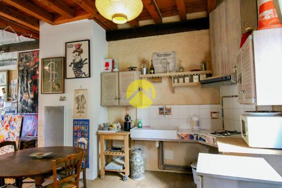 Galerie d'art avec appartement 1ch