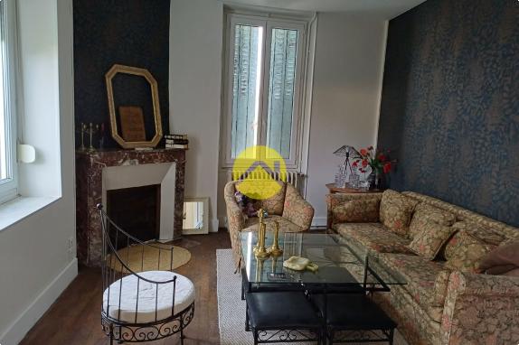 MAISON 90 M2 Terrain et garage