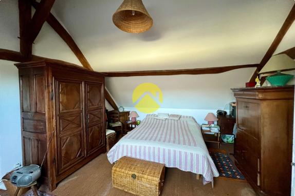 CORP DE FERME HABITABLE