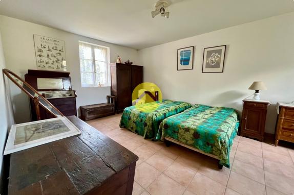 CORP DE FERME HABITABLE