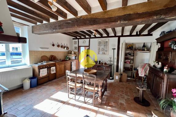 CORP DE FERME HABITABLE