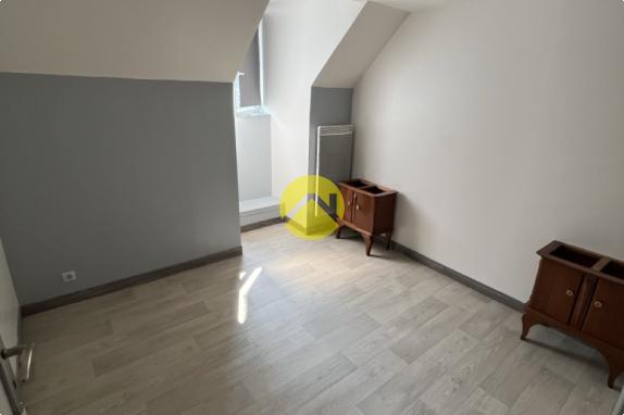 Beau duplex F4 lumineux 3 chambres