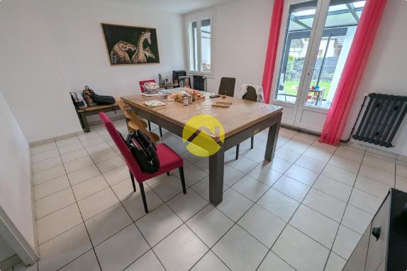 Maison 6 pièces.4 ch.véranda.garage