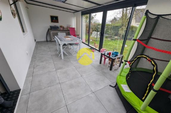 Maison 6 pièces.4 ch.véranda.garage