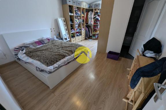 Maison 6 pièces.4 ch.véranda.garage