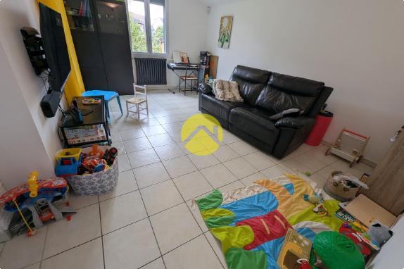 Maison 6 pièces.4 ch.véranda.garage