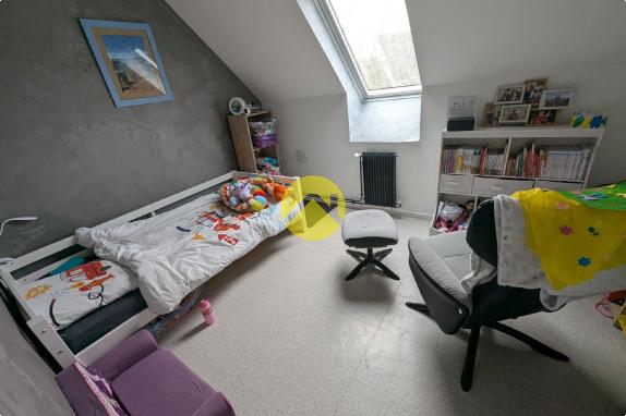 Maison 6 pièces.4 ch.véranda.garage