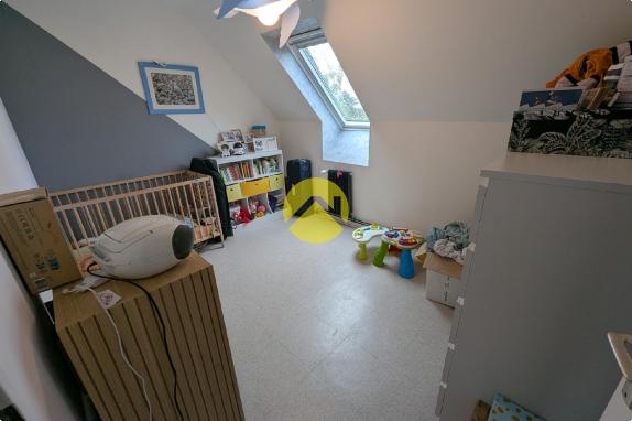 Maison 6 pièces.4 ch.véranda.garage