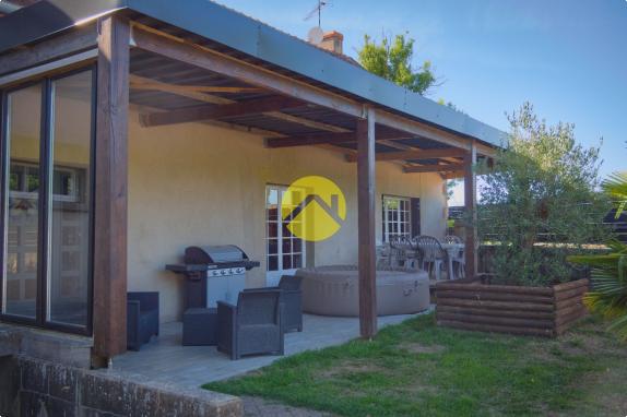 longère avec dépendances et terrain