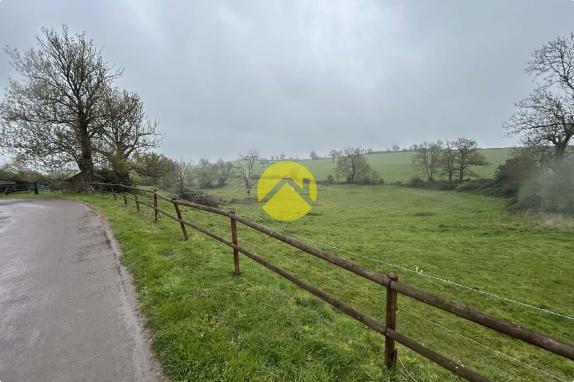 longère avec dépendances et terrain